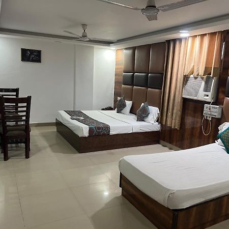 Hotel Le Mount Near Igi Airport ニューデリー エクステリア 写真