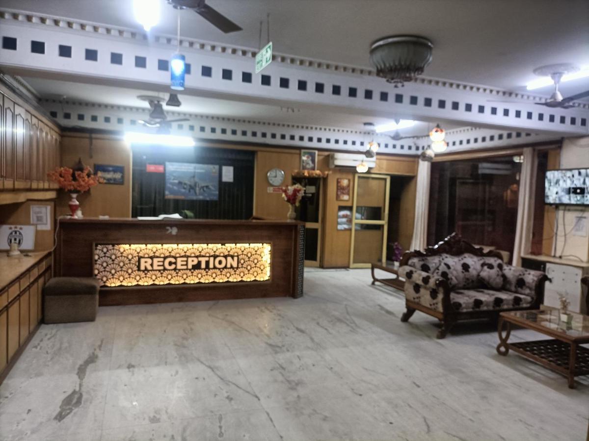 Hotel Le Mount Near Igi Airport ニューデリー エクステリア 写真