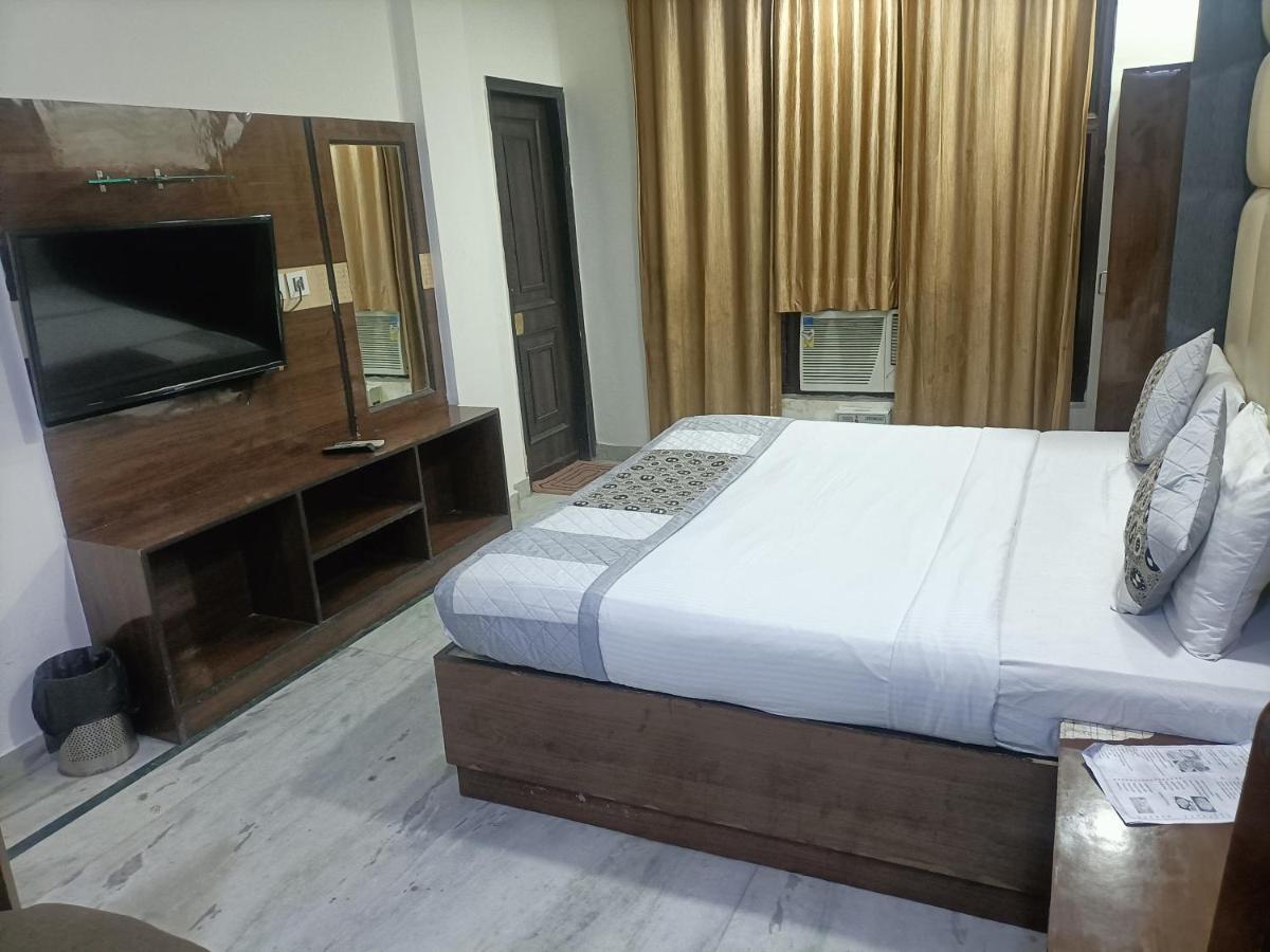 Hotel Le Mount Near Igi Airport ニューデリー エクステリア 写真