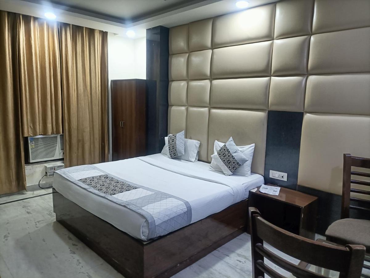 Hotel Le Mount Near Igi Airport ニューデリー エクステリア 写真