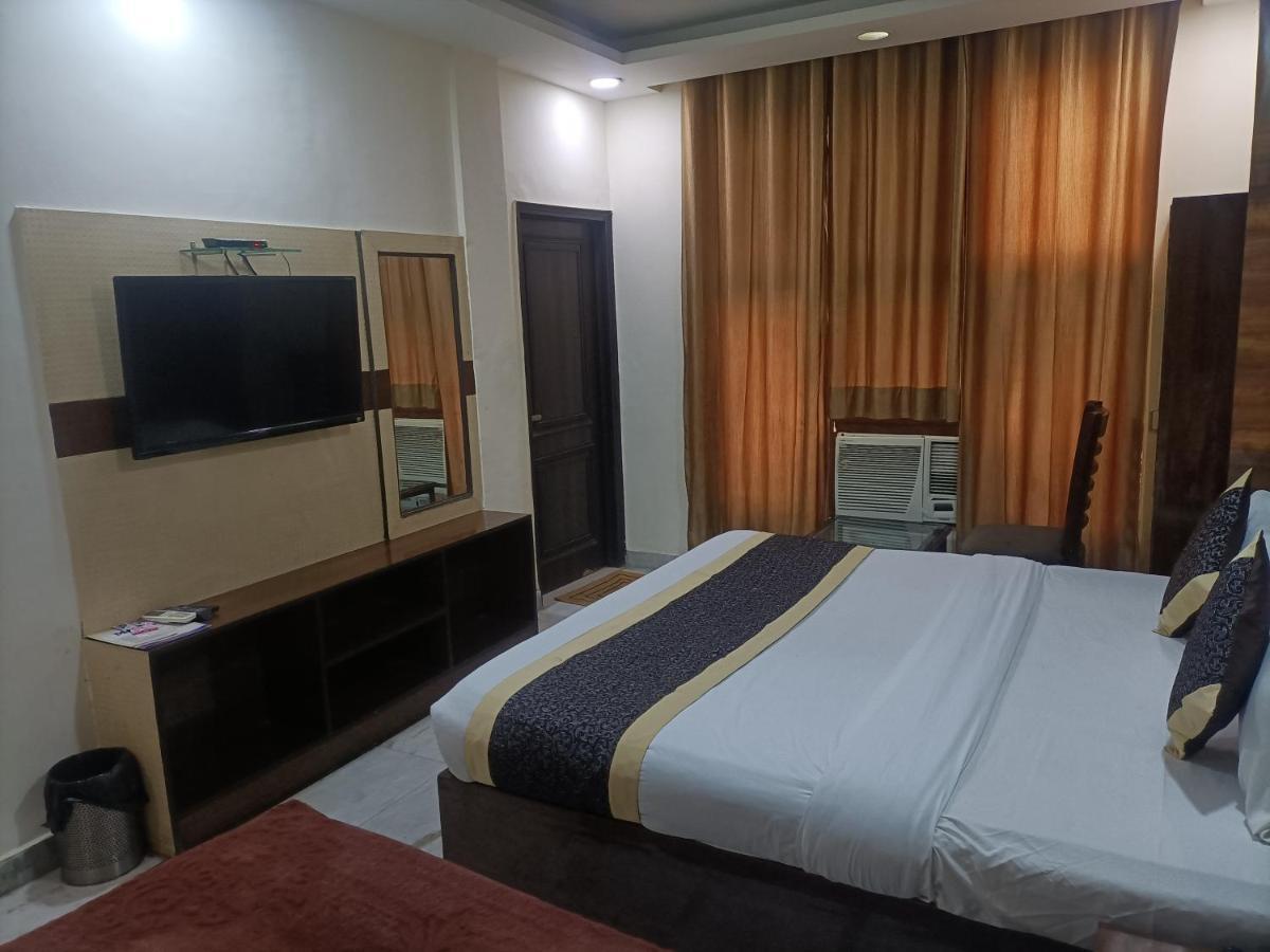 Hotel Le Mount Near Igi Airport ニューデリー エクステリア 写真