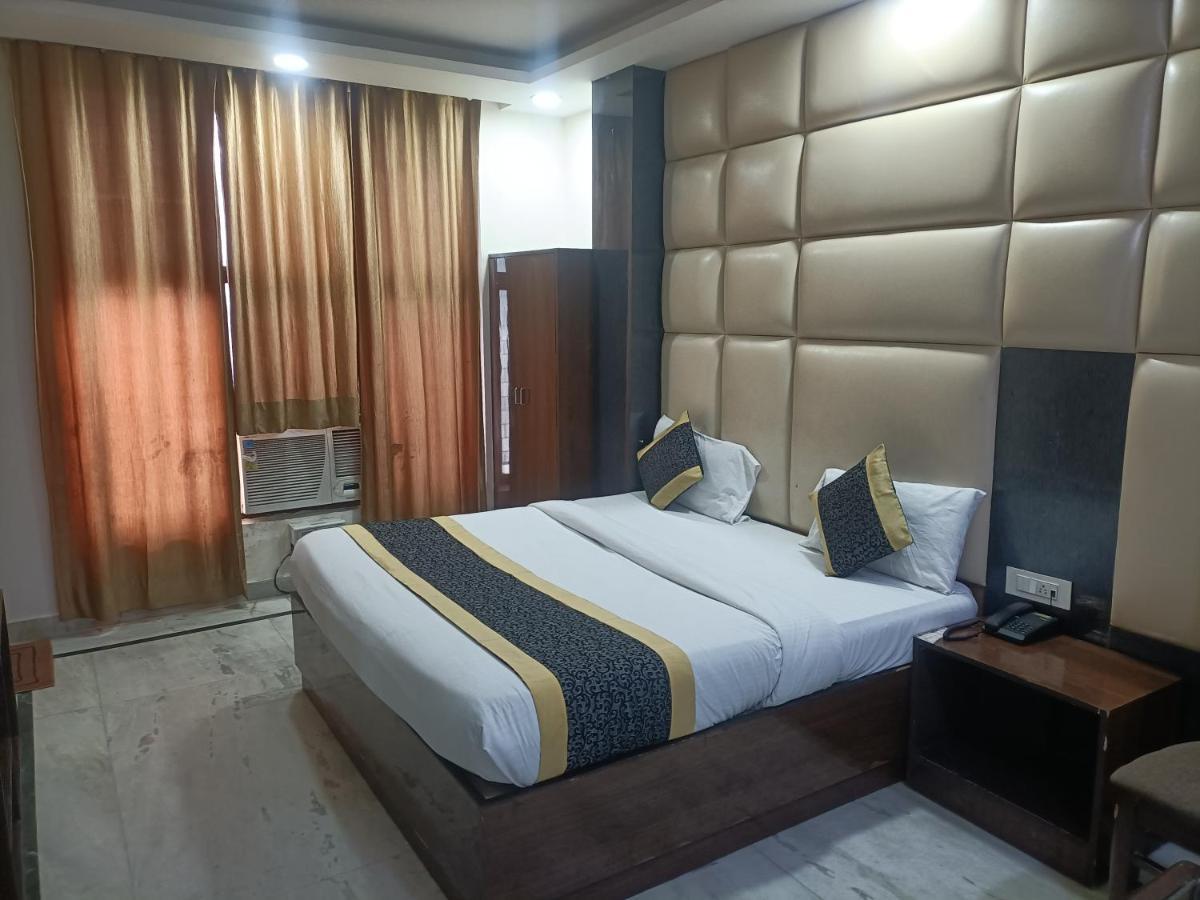 Hotel Le Mount Near Igi Airport ニューデリー エクステリア 写真
